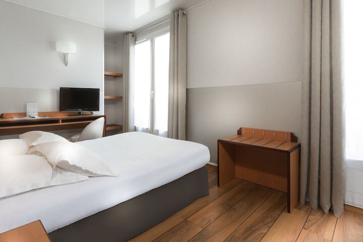 Room 14 of 44