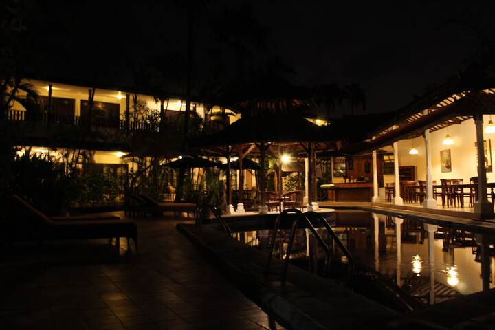 Pool 75 of 132