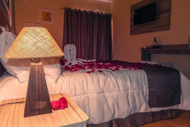 Room 7 of 118
