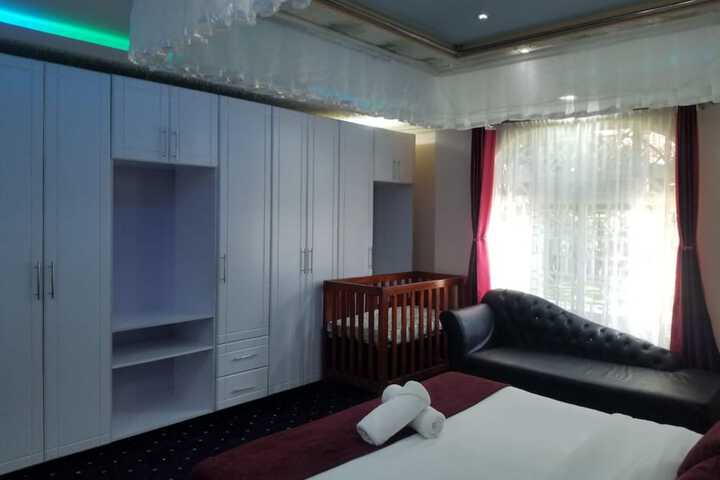 Room 18 of 62