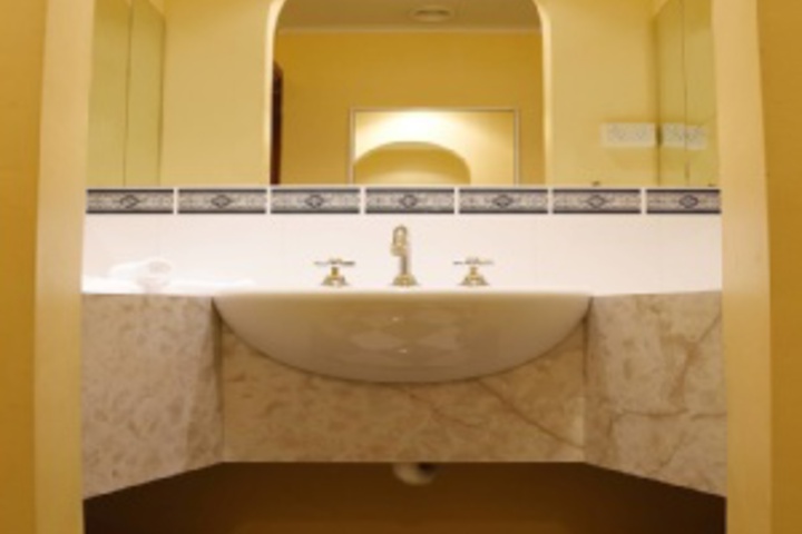 Room 356 of 360