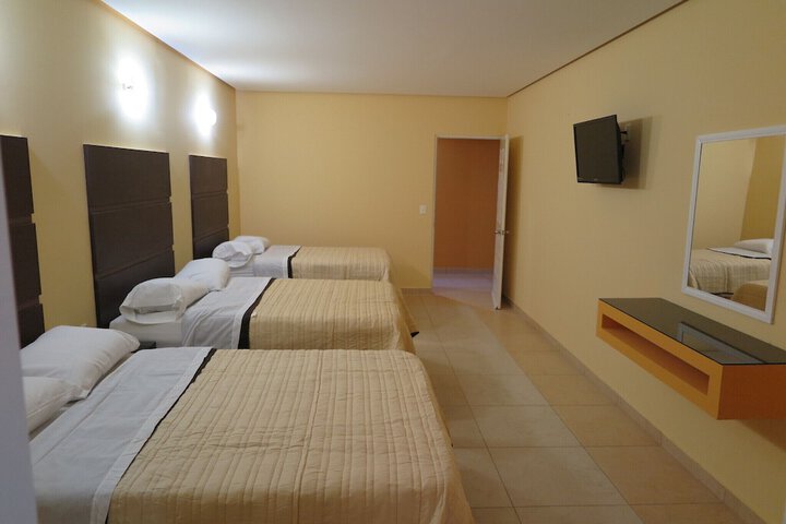 Room 3 of 16