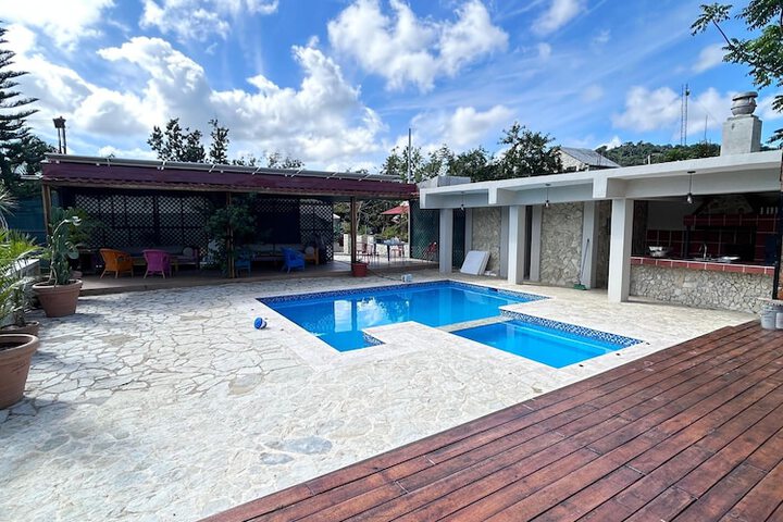 Pool 21 of 29