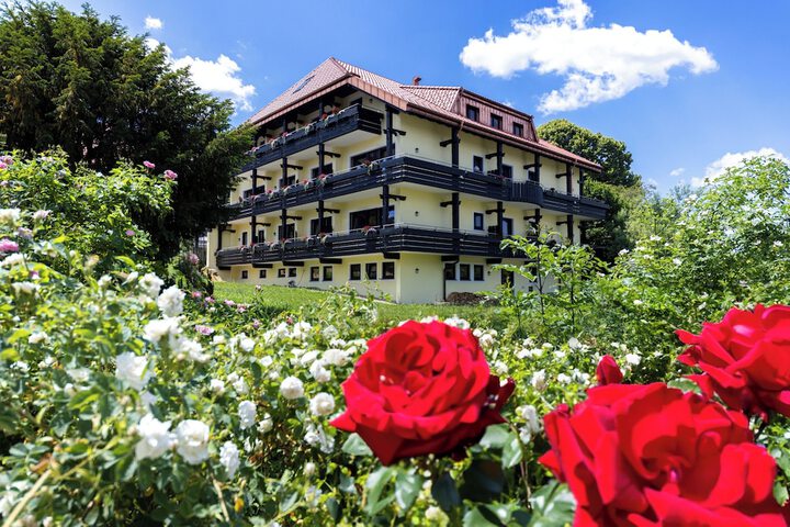 Hotel Entry