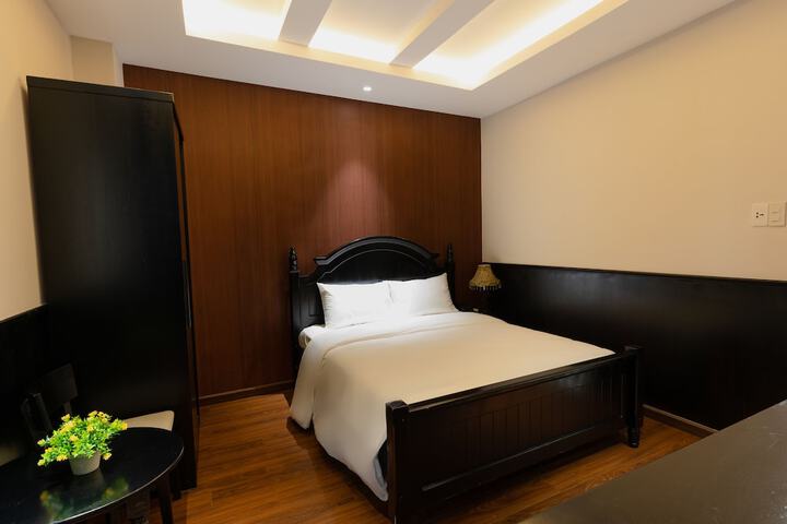 Room 8 of 41