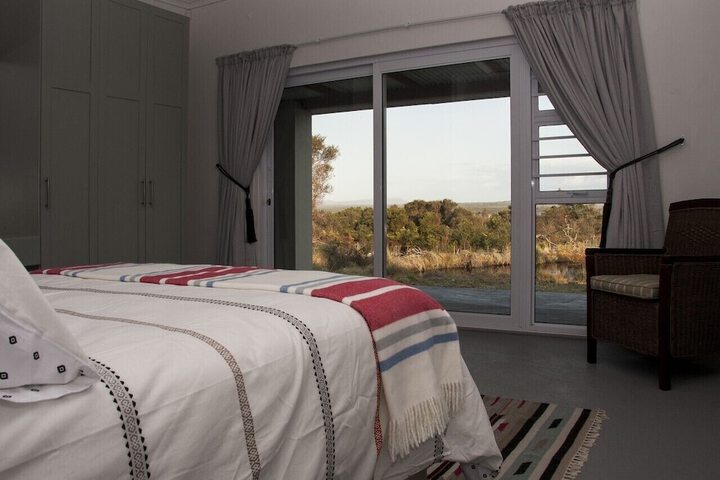 Room 4 of 62