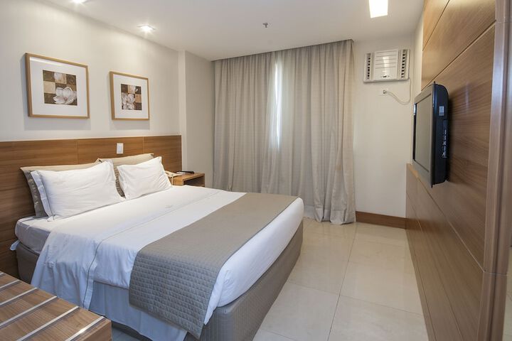 Room 4 of 81