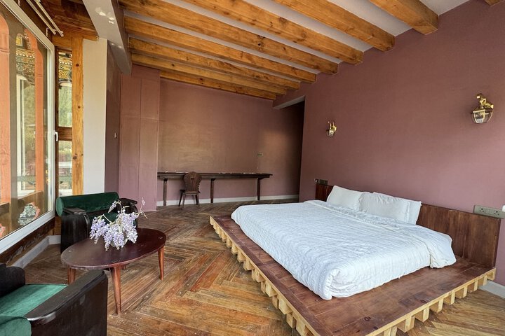 Room 2 of 88