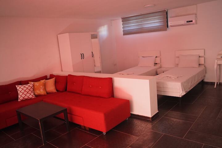 Room 20 of 139