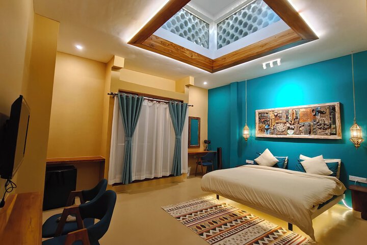 Room 5 of 116