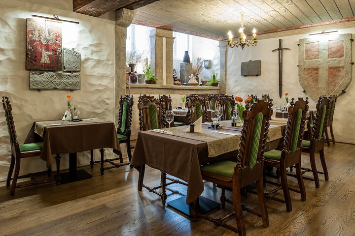 Dining 60 of 119