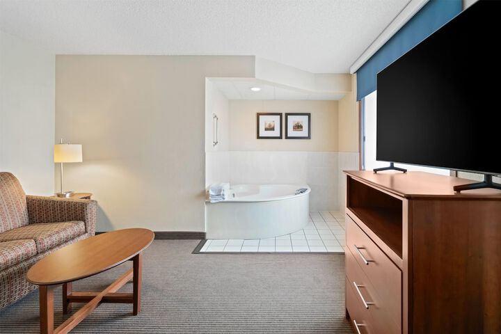 Room 26 of 48
