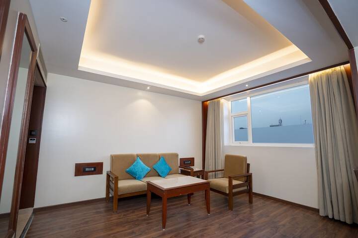 Room 12 of 35