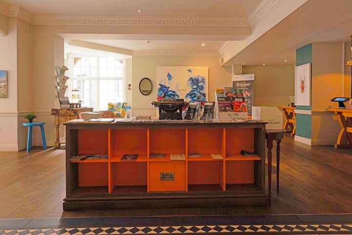 Hotel Lobby