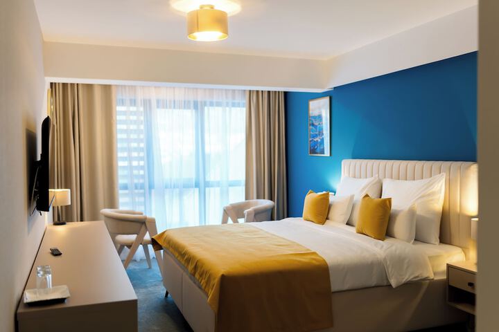 Room 5 of 41
