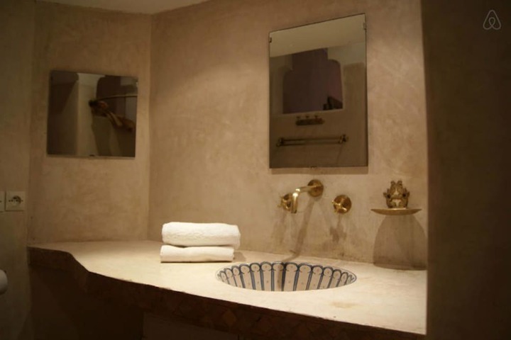Bathroom Photo