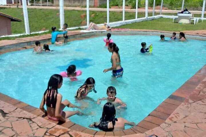 Pool 12 of 38
