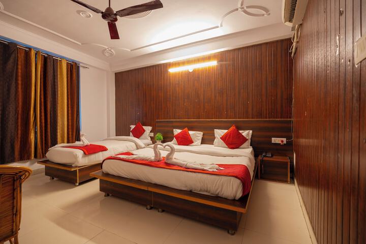 Room 7 of 37