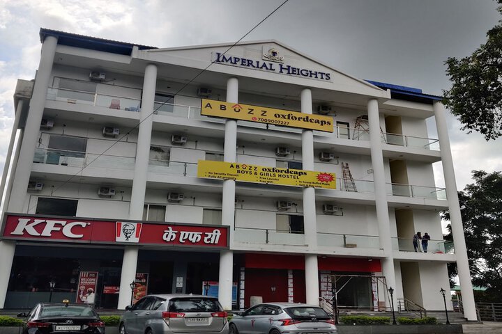 Abuzz Oxfordcaps Dehradun - Campus Accommodation