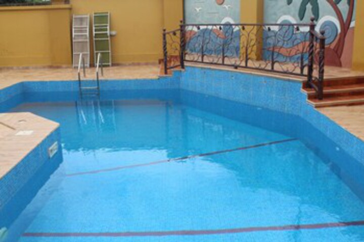 Pool 28 of 51
