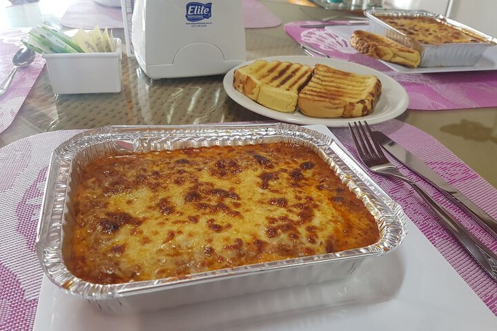 Dining 9 of 13