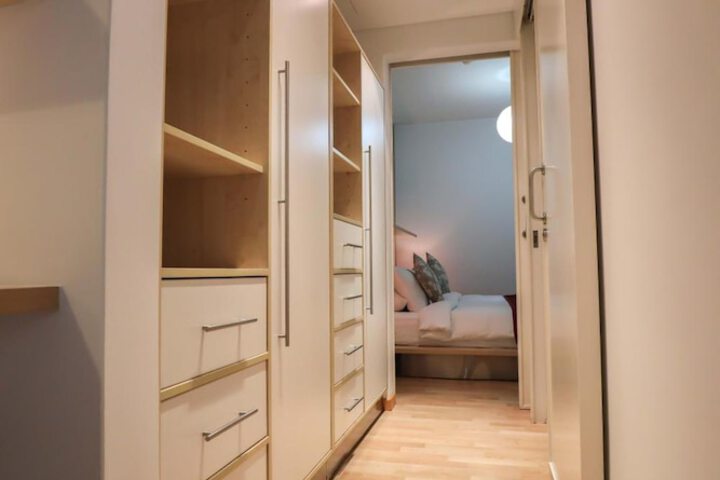 Room 17 of 58
