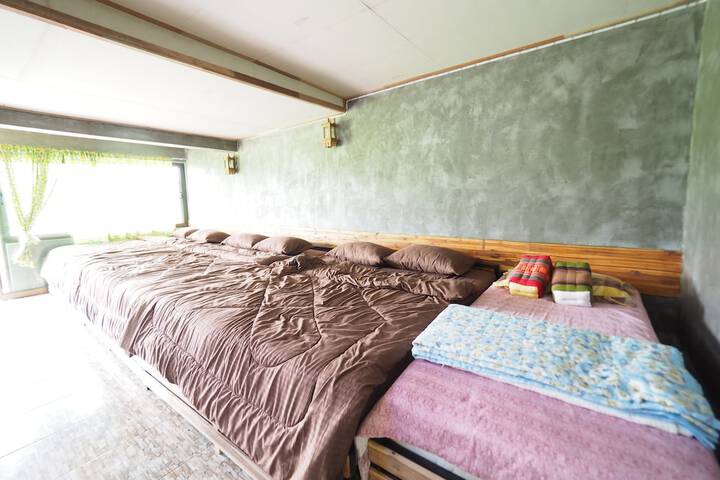 Room 20 of 25