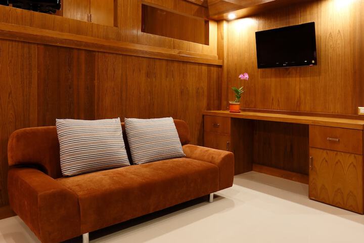 Room 17 of 112