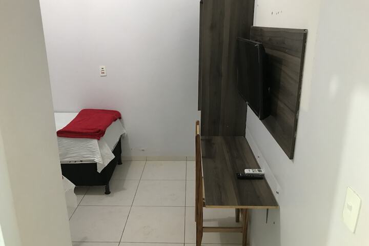 Room 8 of 27