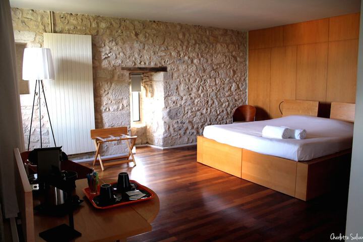 Room 10 of 47