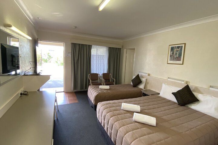 Room 9 of 54