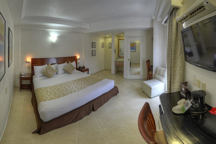Room 32 of 57
