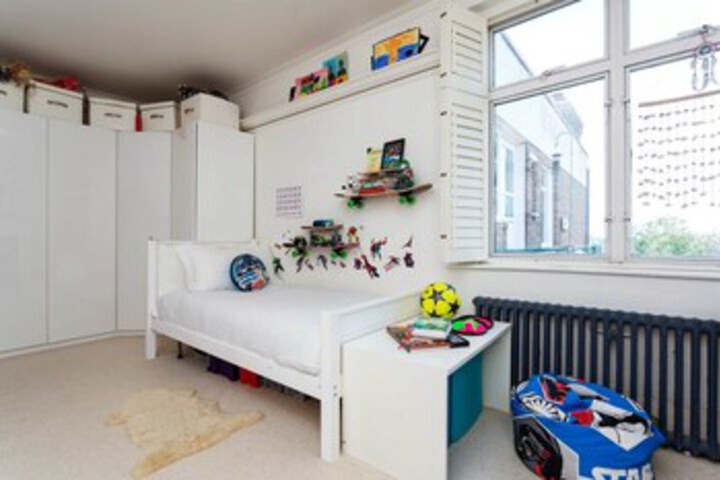 Room 3 of 22