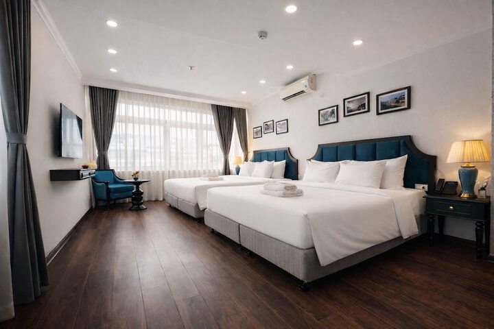 Room 8 of 27