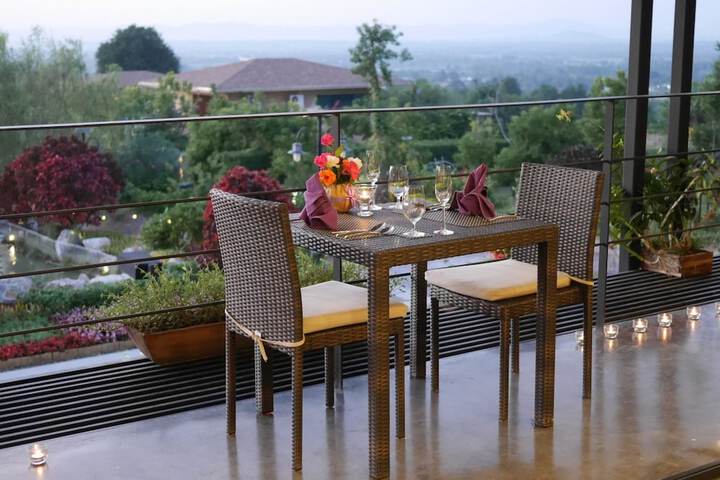 Dining 154 of 174