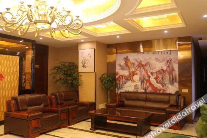 Hotel Interior 10 of 12