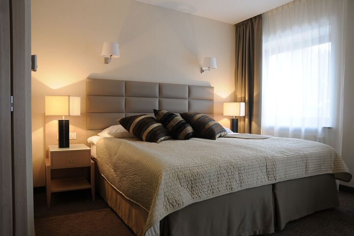Room 4 of 46