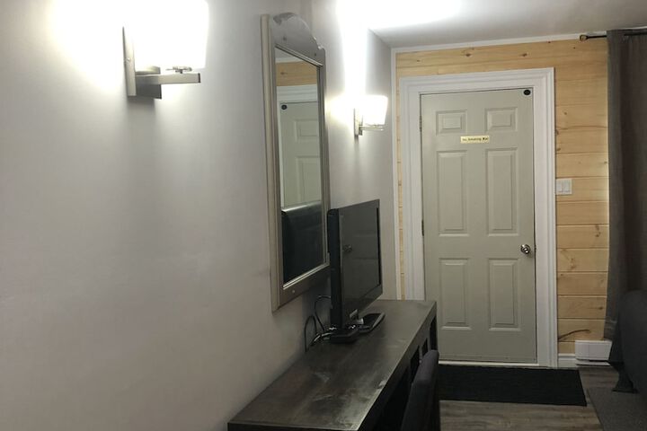 Room 29 of 73