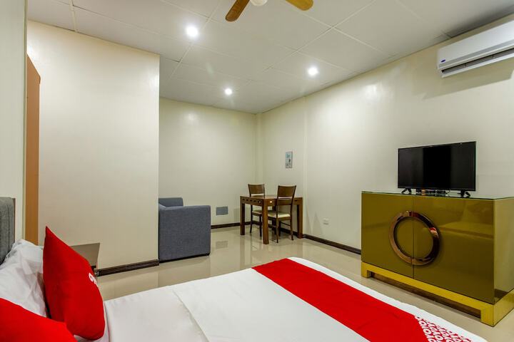 Room 19 of 38