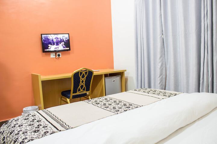 Room 7 of 43