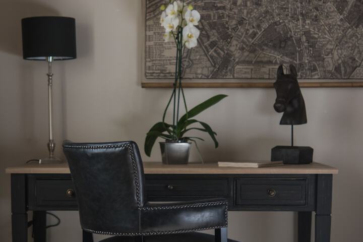 Room 14 of 37