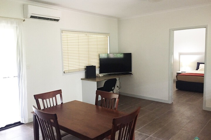 Room 8 of 19