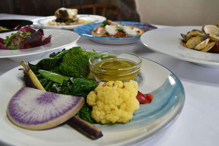 Dining 45 of 67