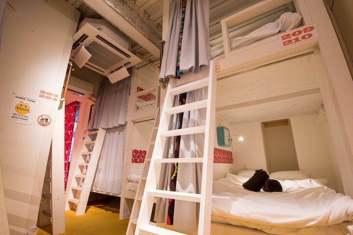 Room 15 of 80