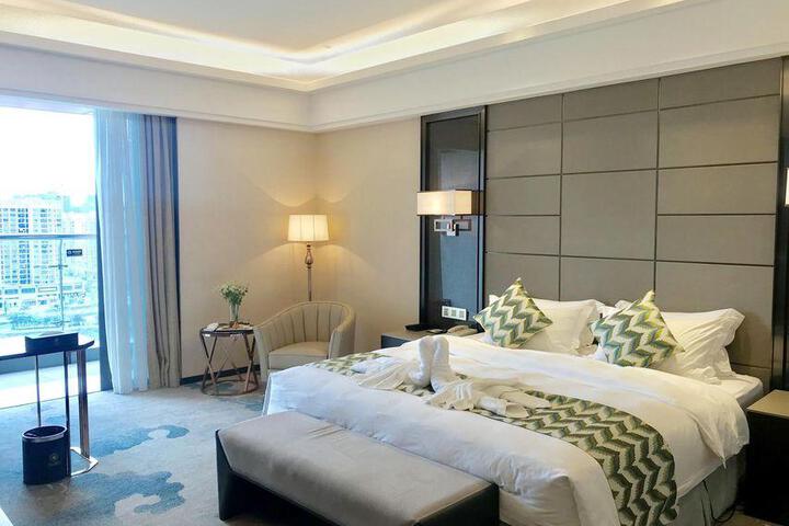 Room 21 of 57