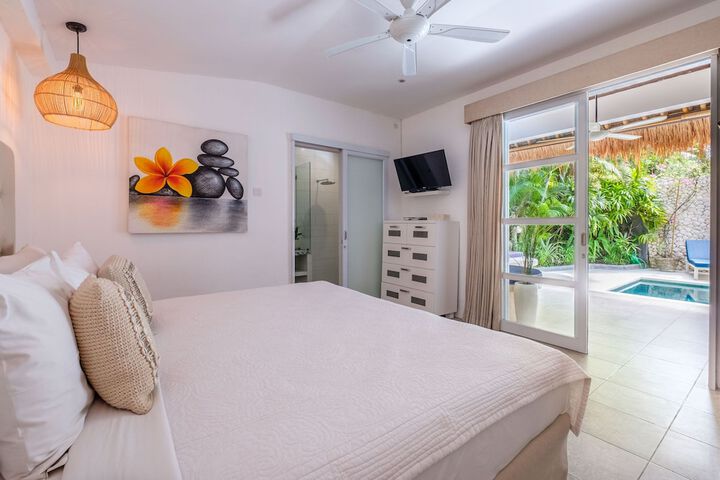 Room 9 of 46