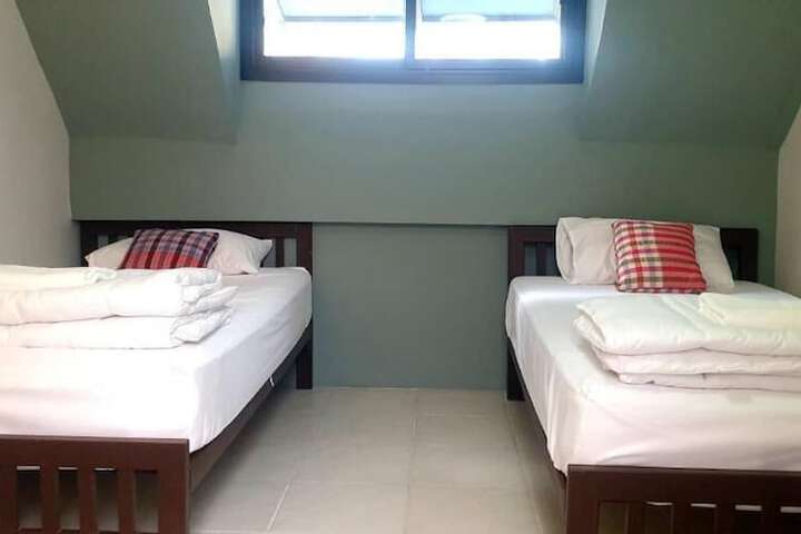 Room 12 of 45
