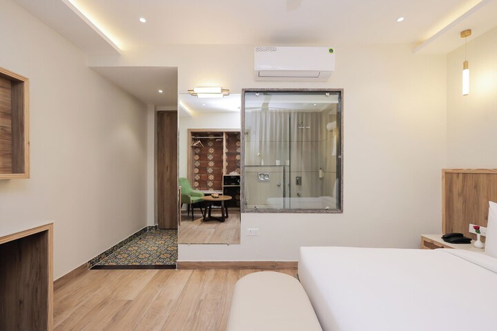 Room 19 of 109