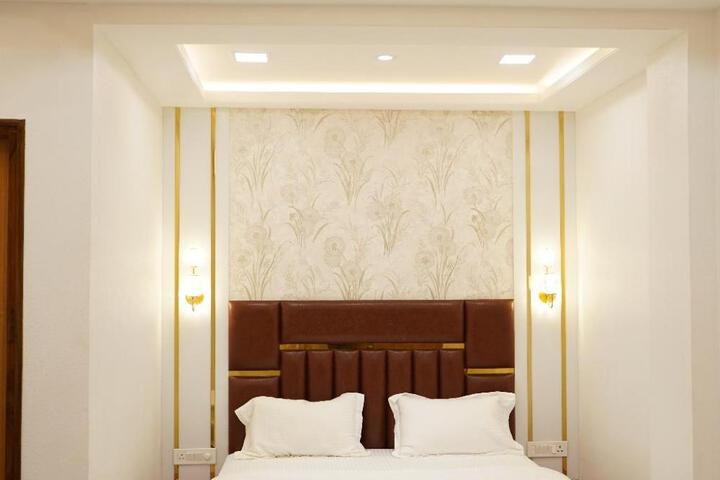 Hotel Maruti