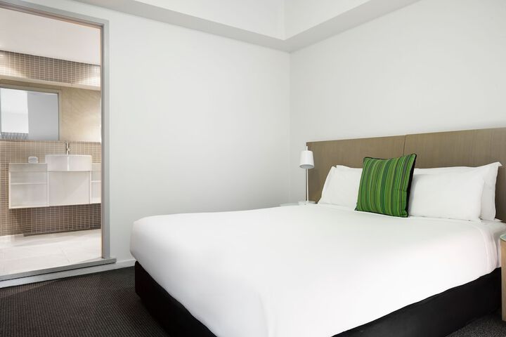Room 40 of 135